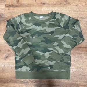 Old Navy Camouflage Long Sleeve Tee
